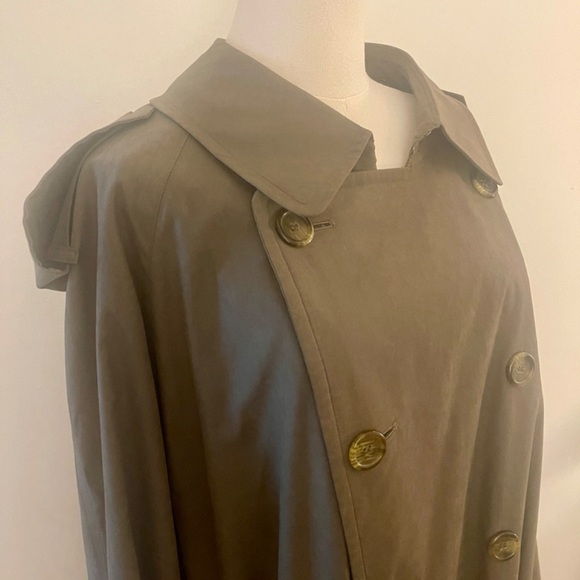 Burberry Other - Vintage Burberry Men's Double Breasted OLIVE Green Trench Coat